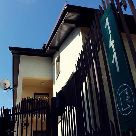 Zielone Drzwi Appartement Starachowice Buitenkant foto