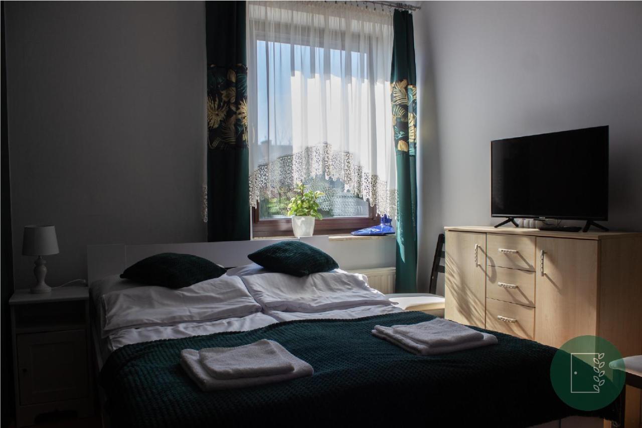Zielone Drzwi Appartement Starachowice Buitenkant foto